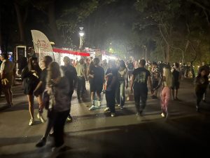 Tesla се разширява на пазара на мрежата на Китай