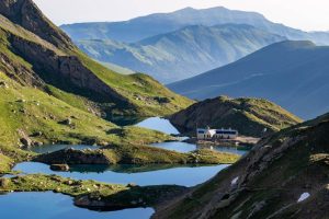 Flagship Shelters for the Environment crowned 2025 UIAA Mountain Protection Award winner