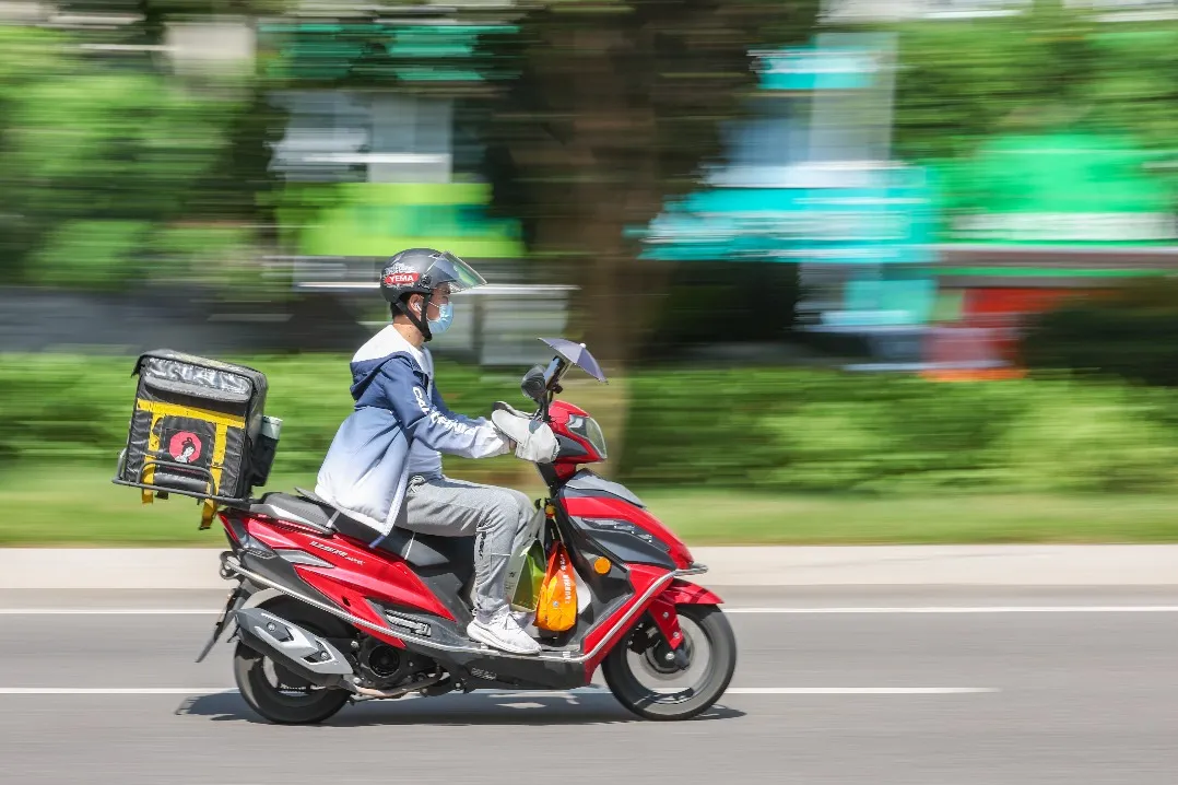 Въвеждат се нови правила за сектора за доставка на храна