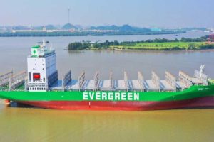 Evergreen Marine поръчва 16 контейнеровоза от отдела на CSSC