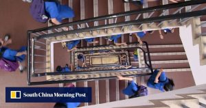 Ученик в спорен документален филм за Хонконг се отказва от планираната италианска прожекция